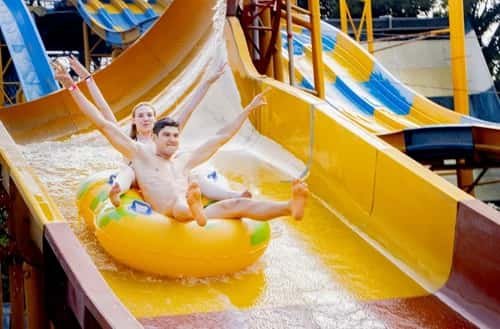 Fun World Amusement Park&nbsp; (Water Park Experience in Central Bangalore)